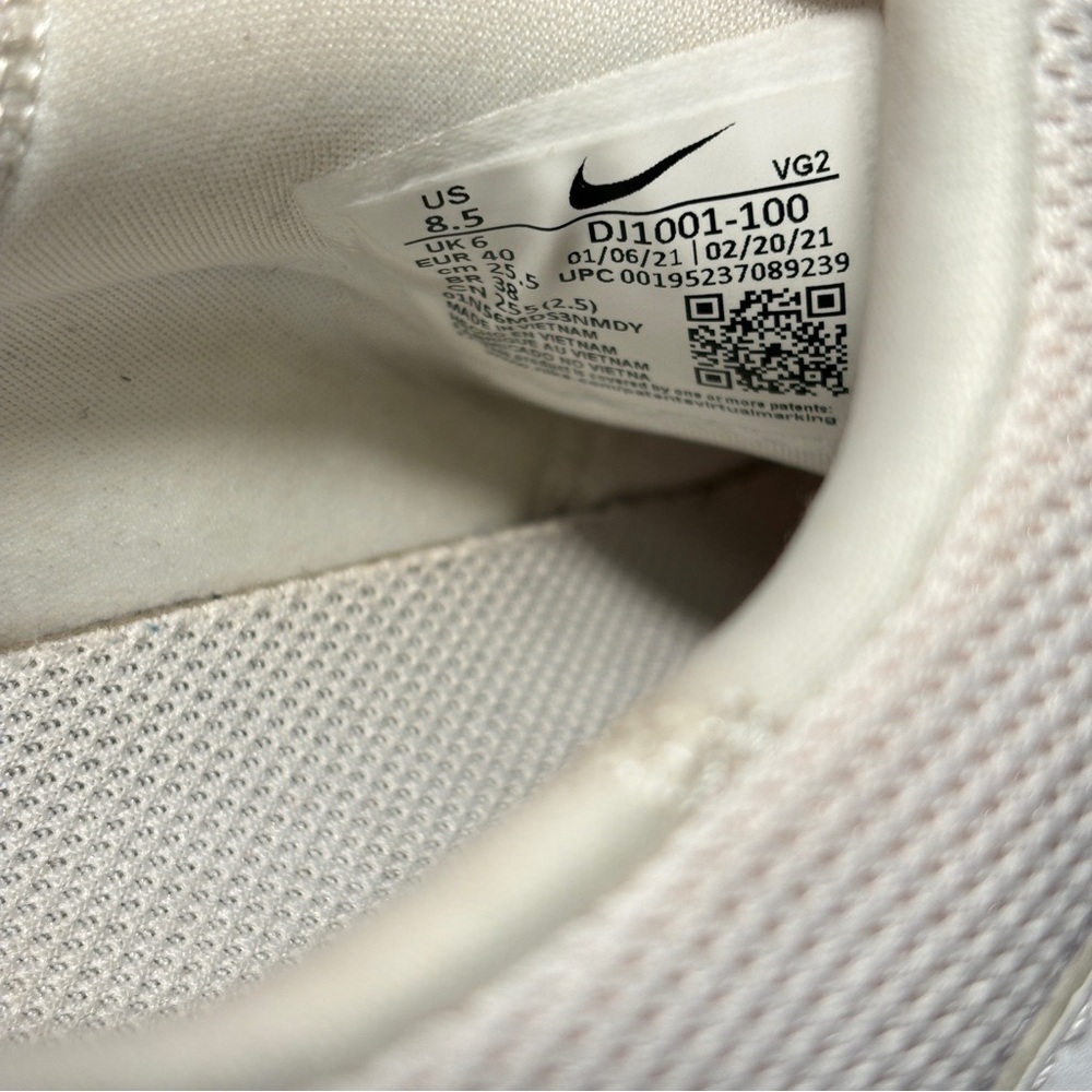 Nike Ad Comfort Slip-On Sneakers in White Size 8.5 DJ1001-001 Shoes - Picture 6 of 7